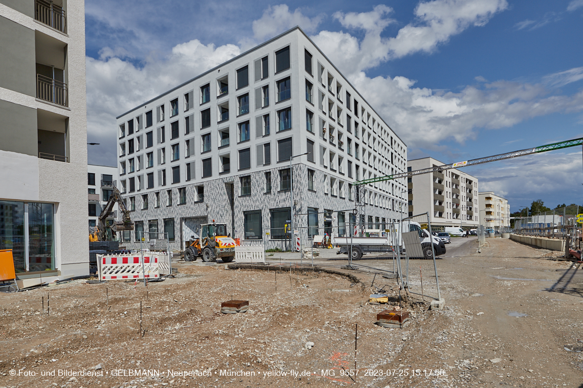 25.07.2023 - Rundgang im Alexisquartier in Neuperlach